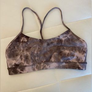 Lululemon Flow Y Nulu Bra